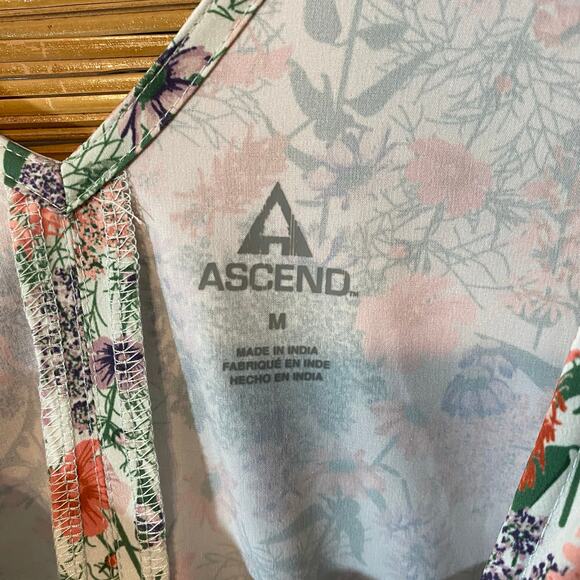 Ascend Women’s Floral Athletic Dress Medium hidden zip Pocket Drawstring Waist - Picture 4 of 7